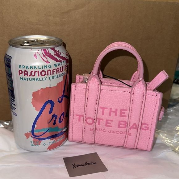 Marc Jacobs Nano tote bag charm Fluro candy pink - Picture 1 of 9